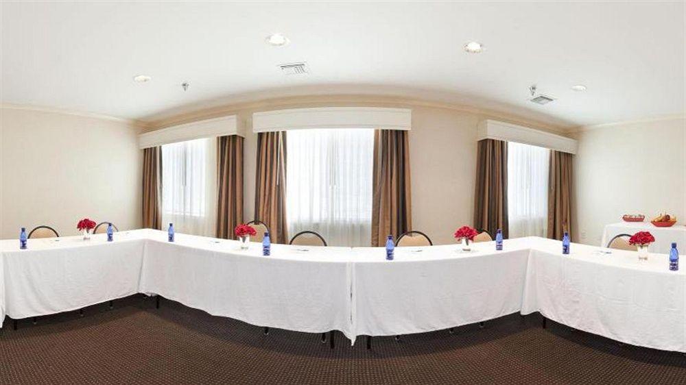 Staybridge Suites Of Durham - Chapel Hill - Rtp By Ihg Екстер'єр фото